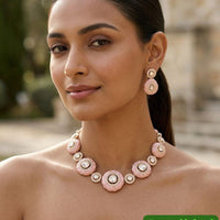 Jewel Addiction Classic  Kundan Stone And Meenakari Necklace Set