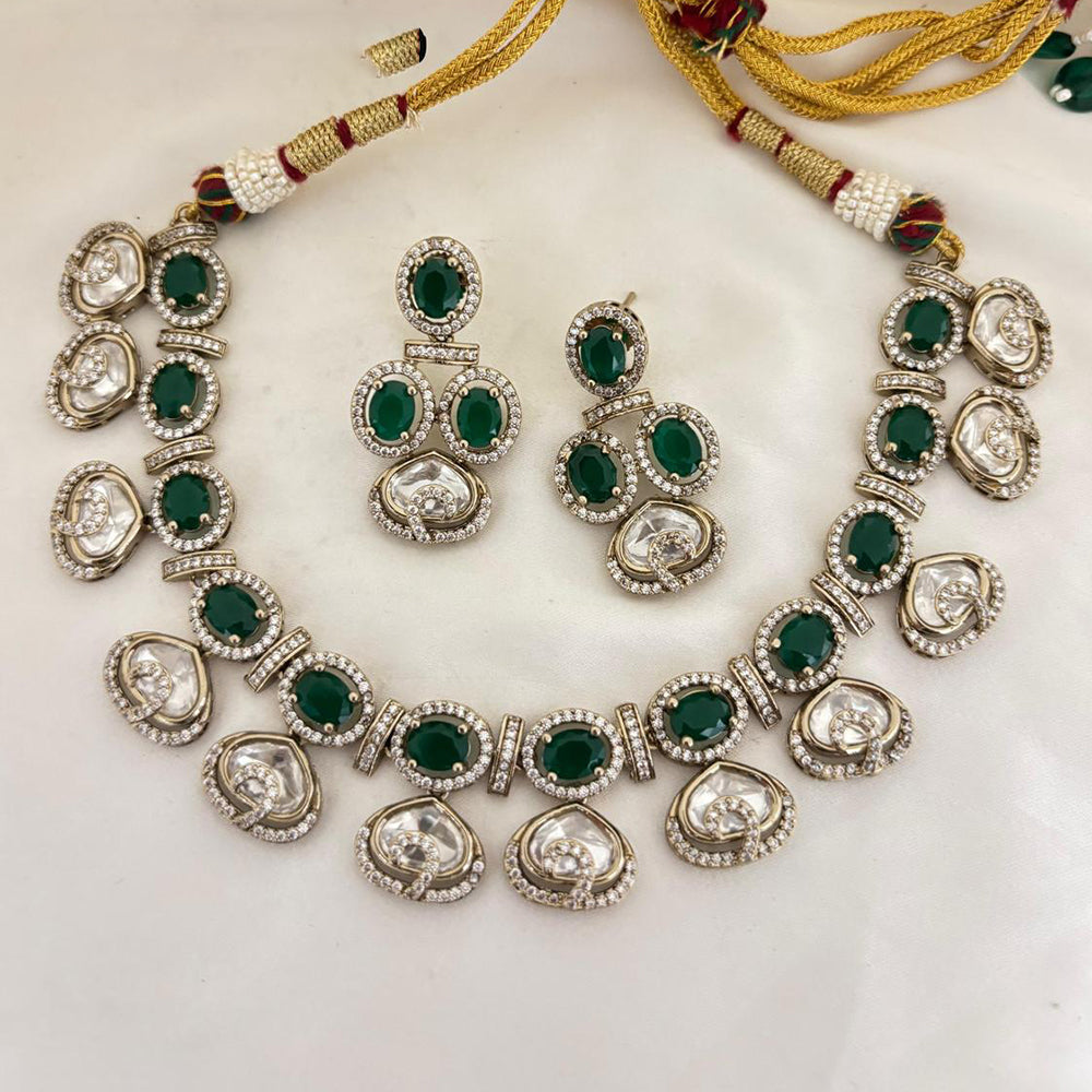 Jewel Addiction Kundan Stone And Beads Necklace Set