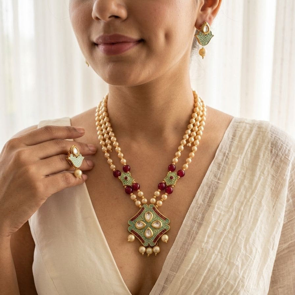 Jewel Addiction Classic Kundan Stone And Beads Meenakari Necklace Set