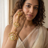 Jewel Addiction Premium Pota Stone And Pearl Hath Panja 