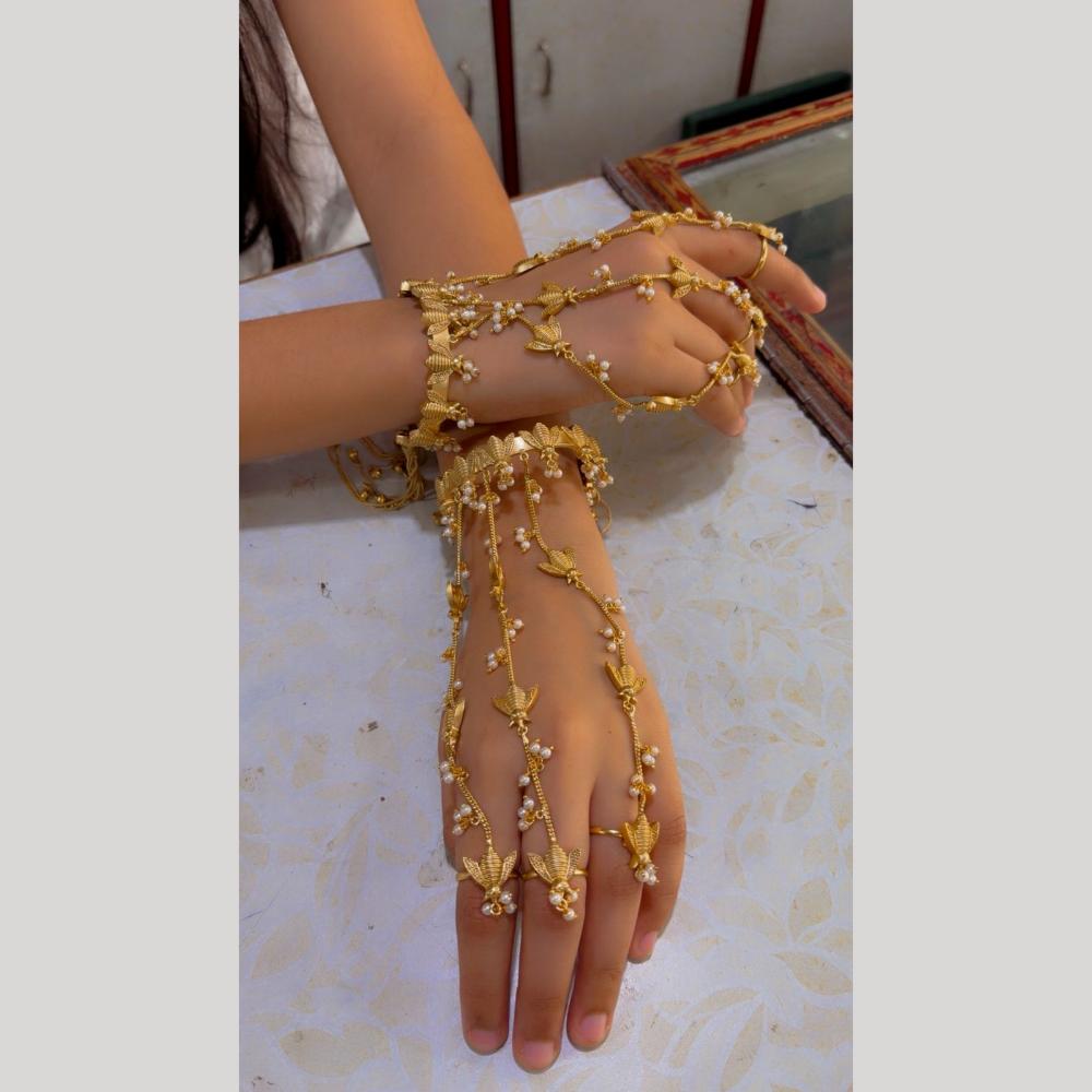 JCM Designer Flower Motif And Pearl Hathphool 