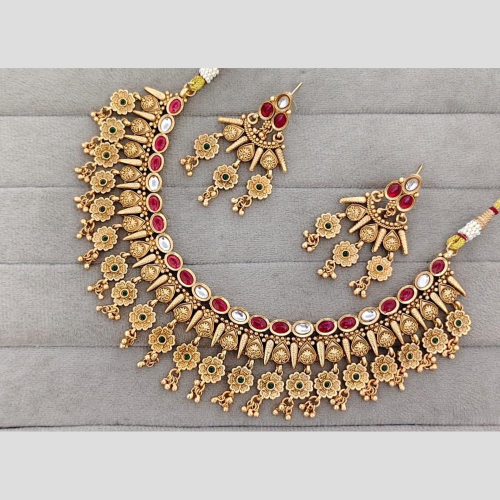 JCM Pota Stone And Floral Pearl Necklace Set
