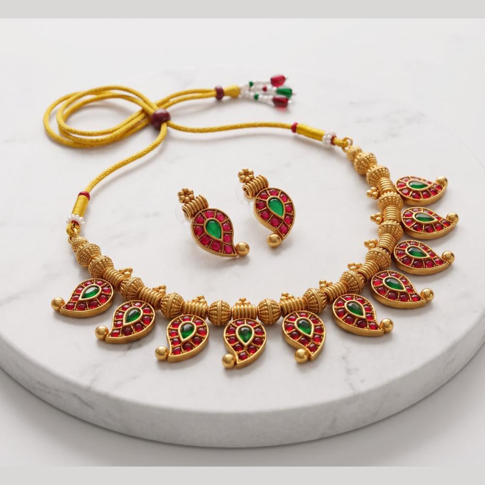 JCM Designer Pota Stone And Pearl Necklace Set