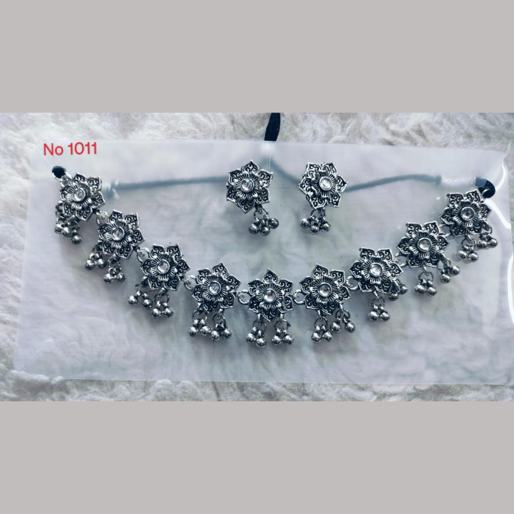 Khushboo Jewellers Oxidised Plated Kundan Stone And Ghungroo Necklace Set