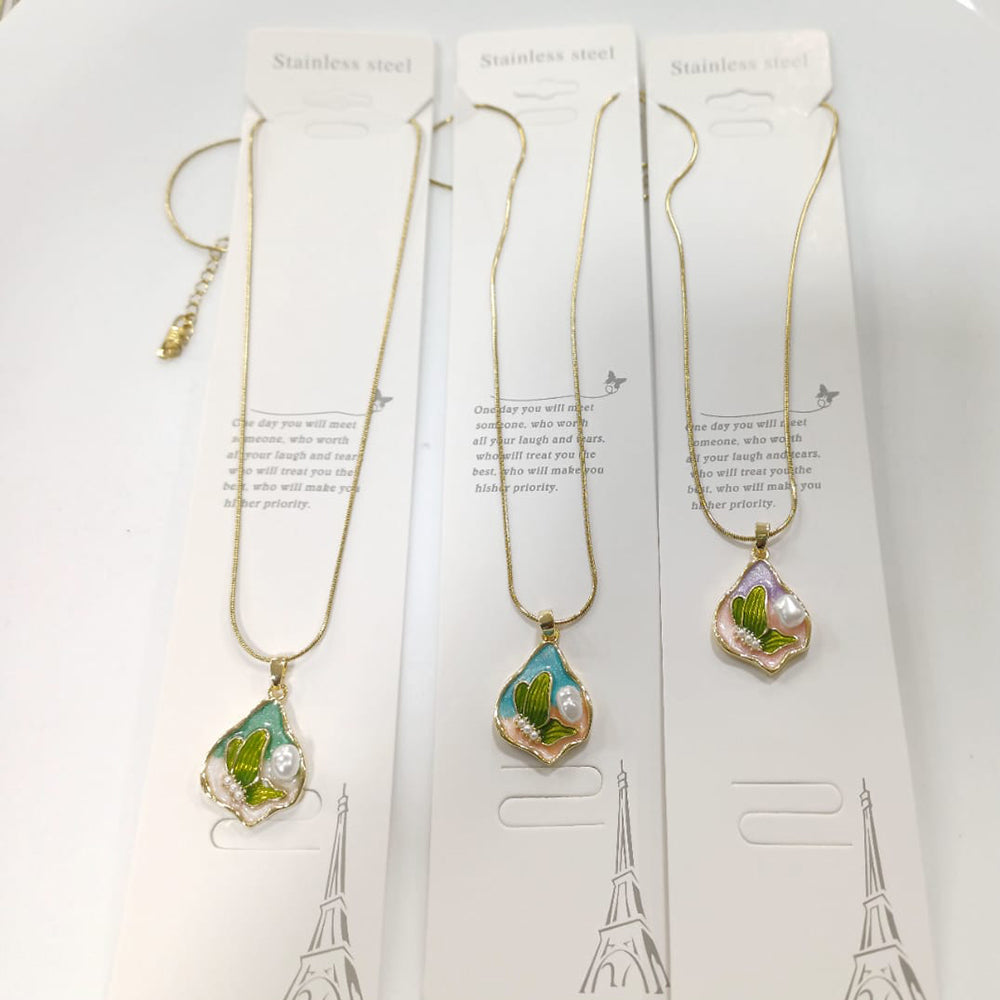 Tarohi Jewels Designer Chain Pendant