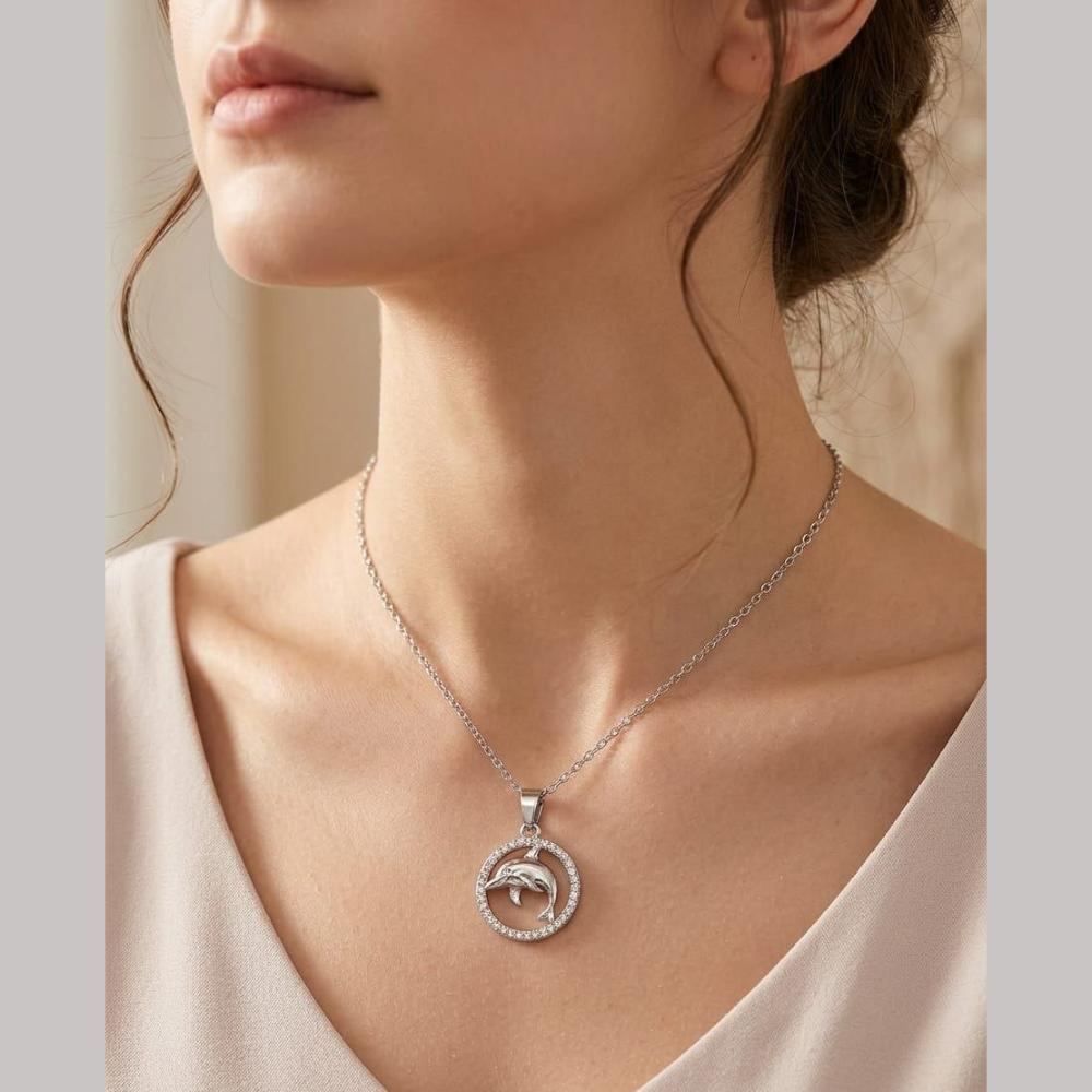 Aamrapali Twilight Shine Austrian Stone Chain Pendent