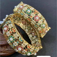 Everlasting Jadau Royal Pota Stone And Pearl Openable Bangles Set
