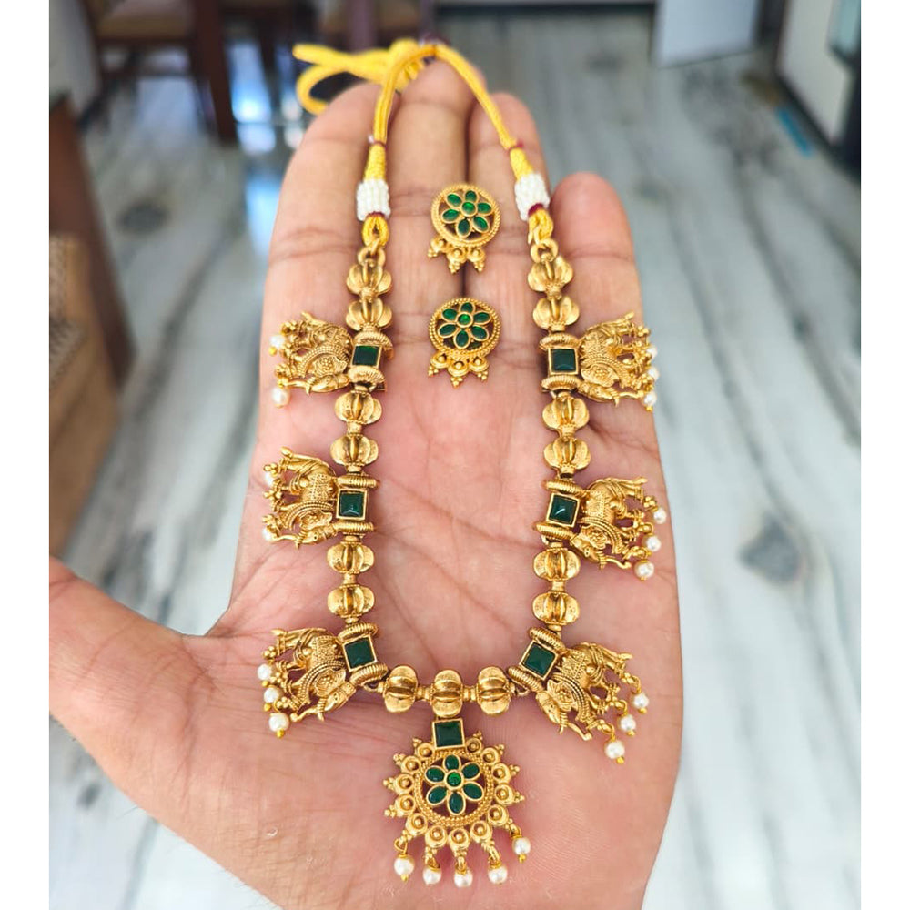 Joyful Jewel Art Timeless Beauty Matte Gold Pota Stone And Pearl Necklace set