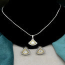 Amoliya Jewels Brass Polki Kundan Pendant Set