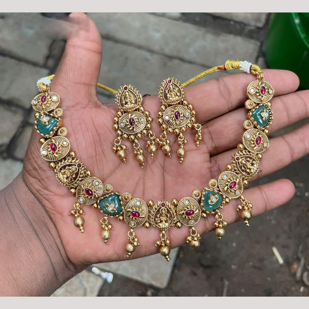 Amoliya Jewels Gold Plated Pota Stone And Beads Necklace Set