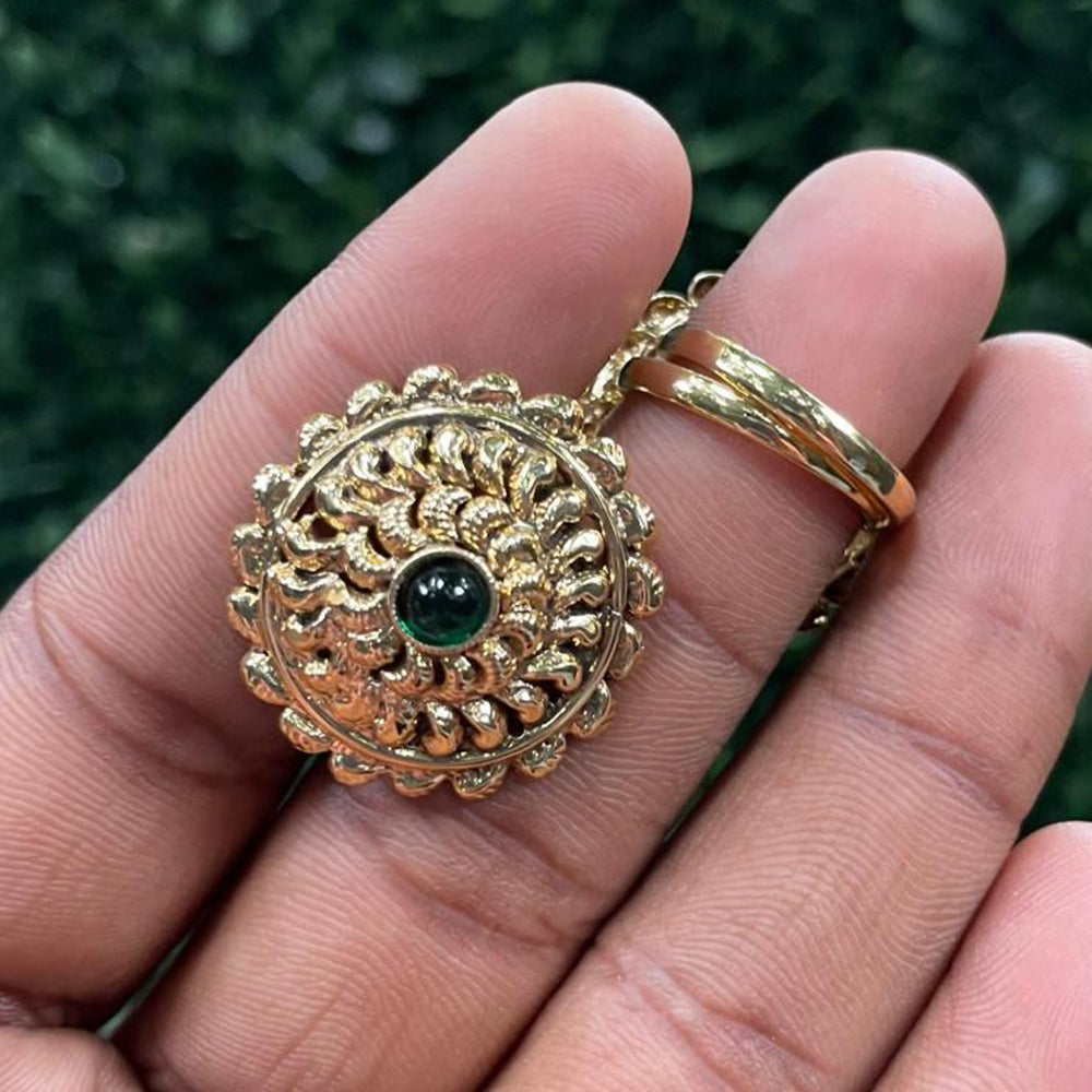 Amoliya Jewels Elegant Pota Stone Designer Ring
