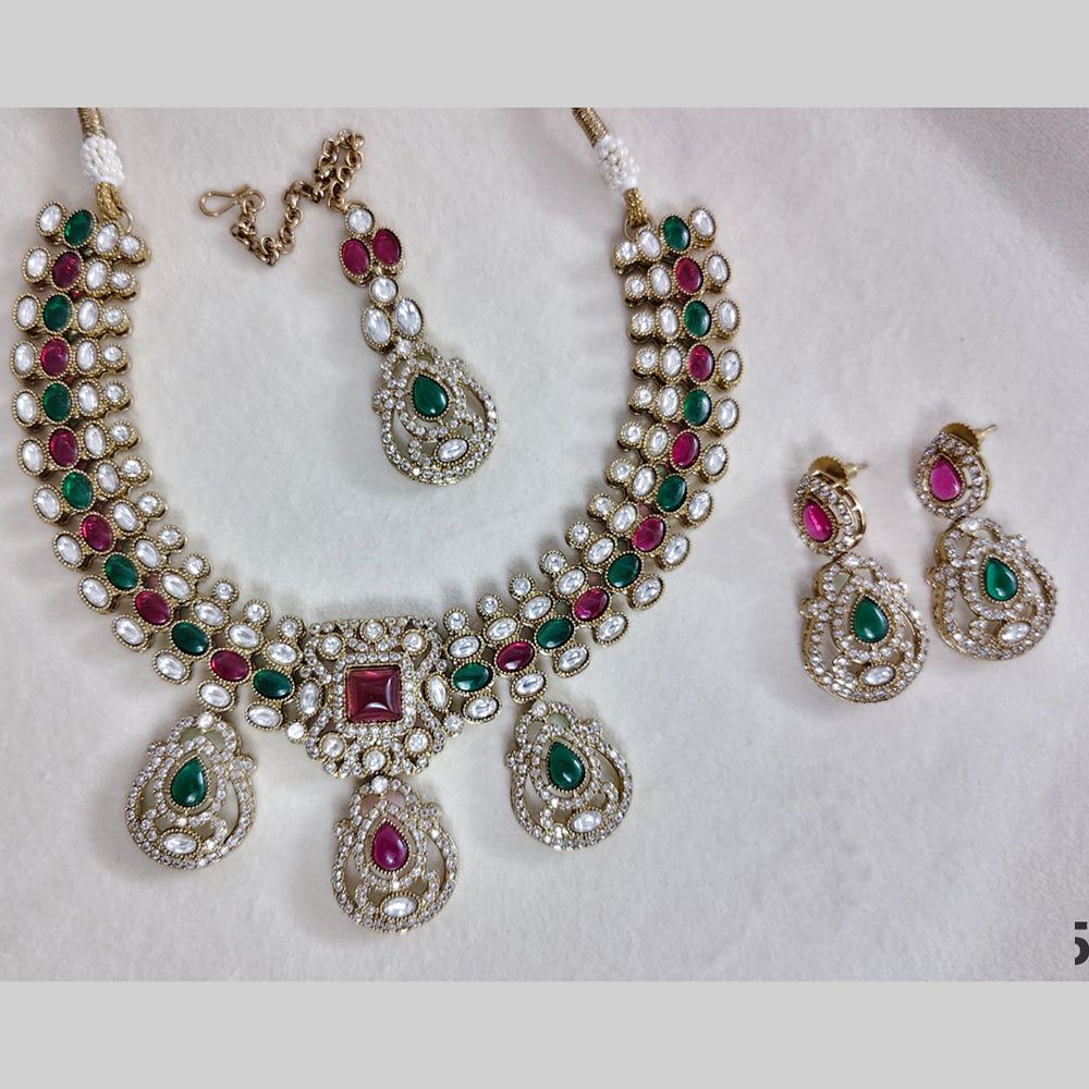 Dark Pink & Green