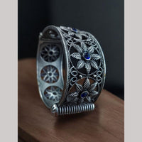 Maharani Jewels Oxidised Plated Pota Stone Openable Kada