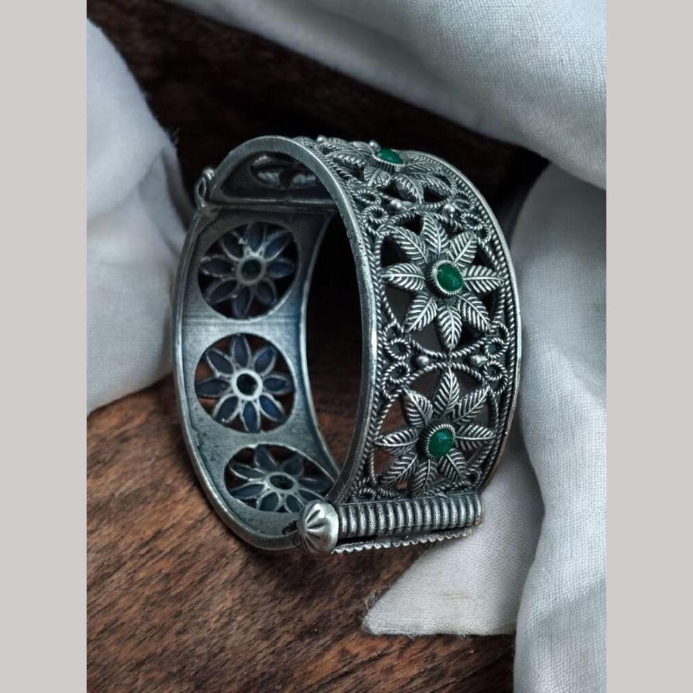 Maharani Jewels Oxidised Plated Pota Stone Openable Kada