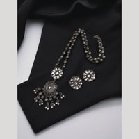 Maharani Jewels Oxidised Kundan And Pearls Long Necklace Set