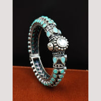 Maharani Jewels Elegant Oxidised Plated Crystal Stone Kada