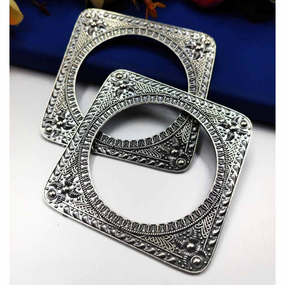 Maharani Jewels Timeless Beauty Oxidised Plated Openable Kada