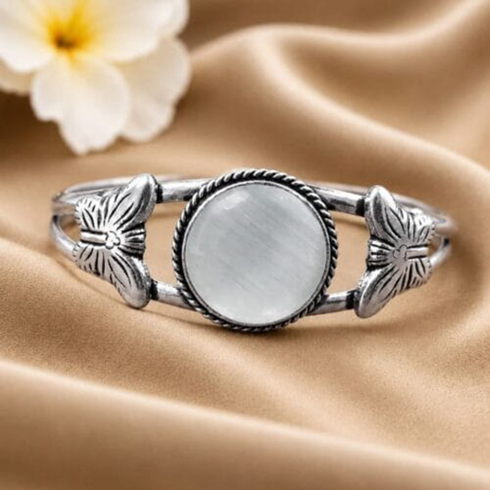 Maharani Jewels Oxidised Plated Pota Stone Openable Kada