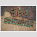 Royal Kundan Jewellery Gold Plated Crystal Stone And Beads Choker Necklace Set
