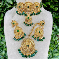 Royal Kundan Jewellery Gold Plated Crystal Stone And Beads Choker Necklace Set