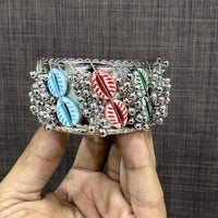 VM Imitation Oxidised Plated Shell Motif Pearl Openable Bracelet