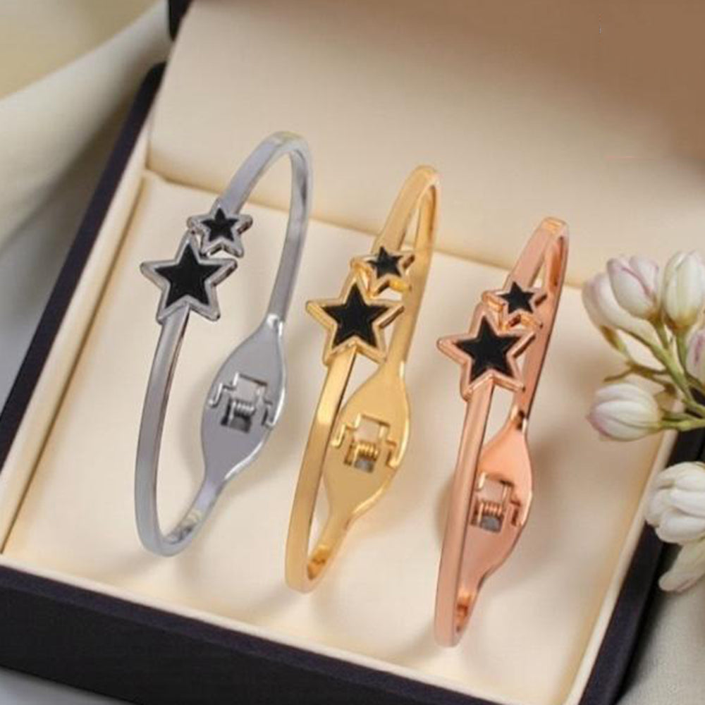 VM Imitation Designer Star-Shaped Openable Bracelet