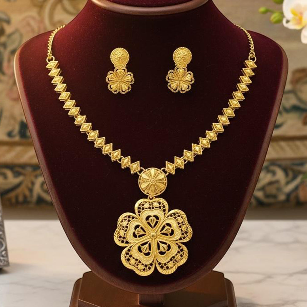 VM Imitation Royal Necklace Set (Pack of 12)