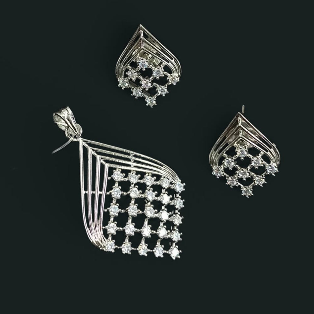 NAFJ Elegant Austrian Stone Pendant Set