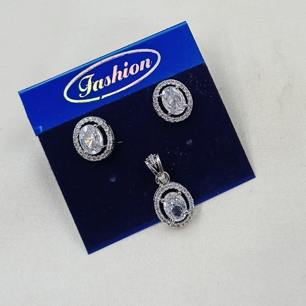 NAFJ Royal American Daimond Pendant Set