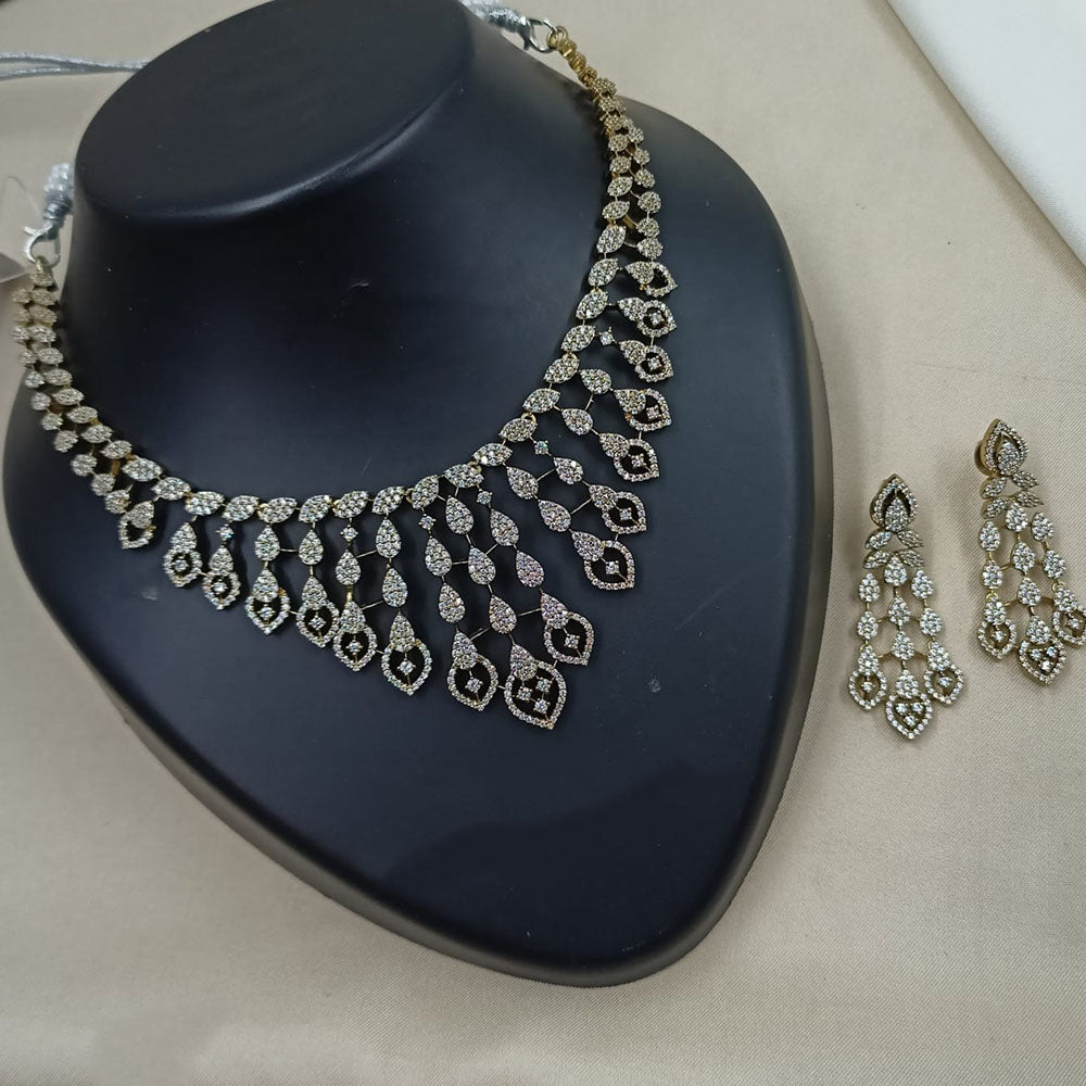 NAFJ Royal Sparkle Austrian Stone Necklace Set