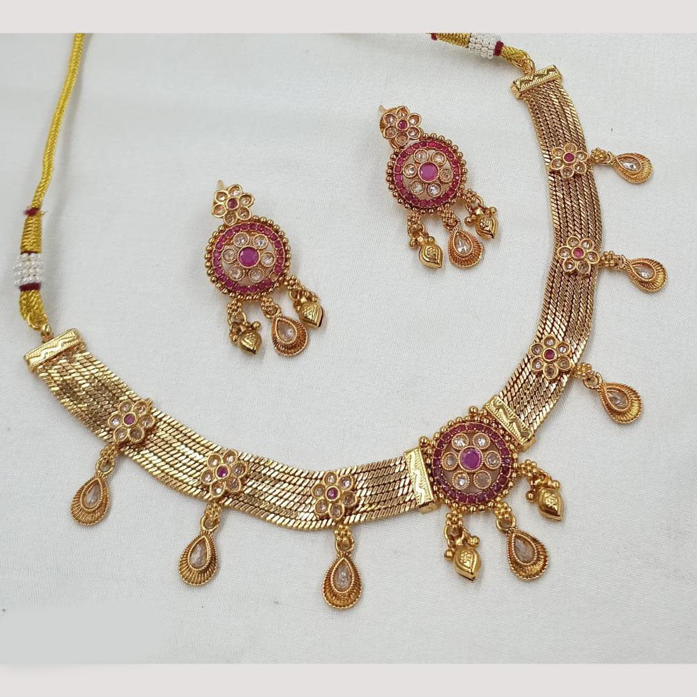 NAFJ Elegant Pota Stone And Pearl Necklace Set