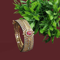 NAFJ Classic Crystal Stone And Austrian Stone Openable Bangles Set