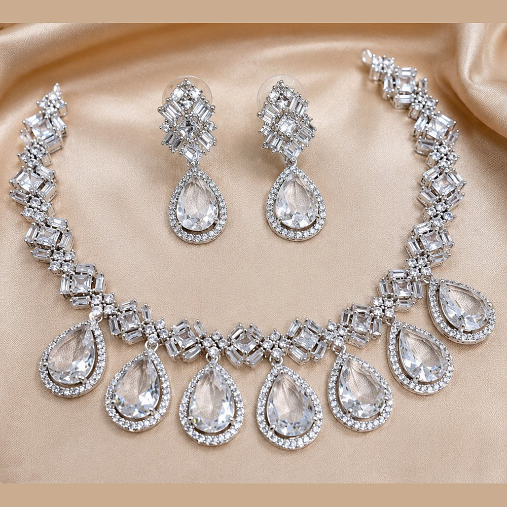 NAFJ Silver Plated Royal American Daimond Necklace Set