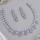 NAFJ Glamorous Crystal Stone And Austrian Stone Necklace Set