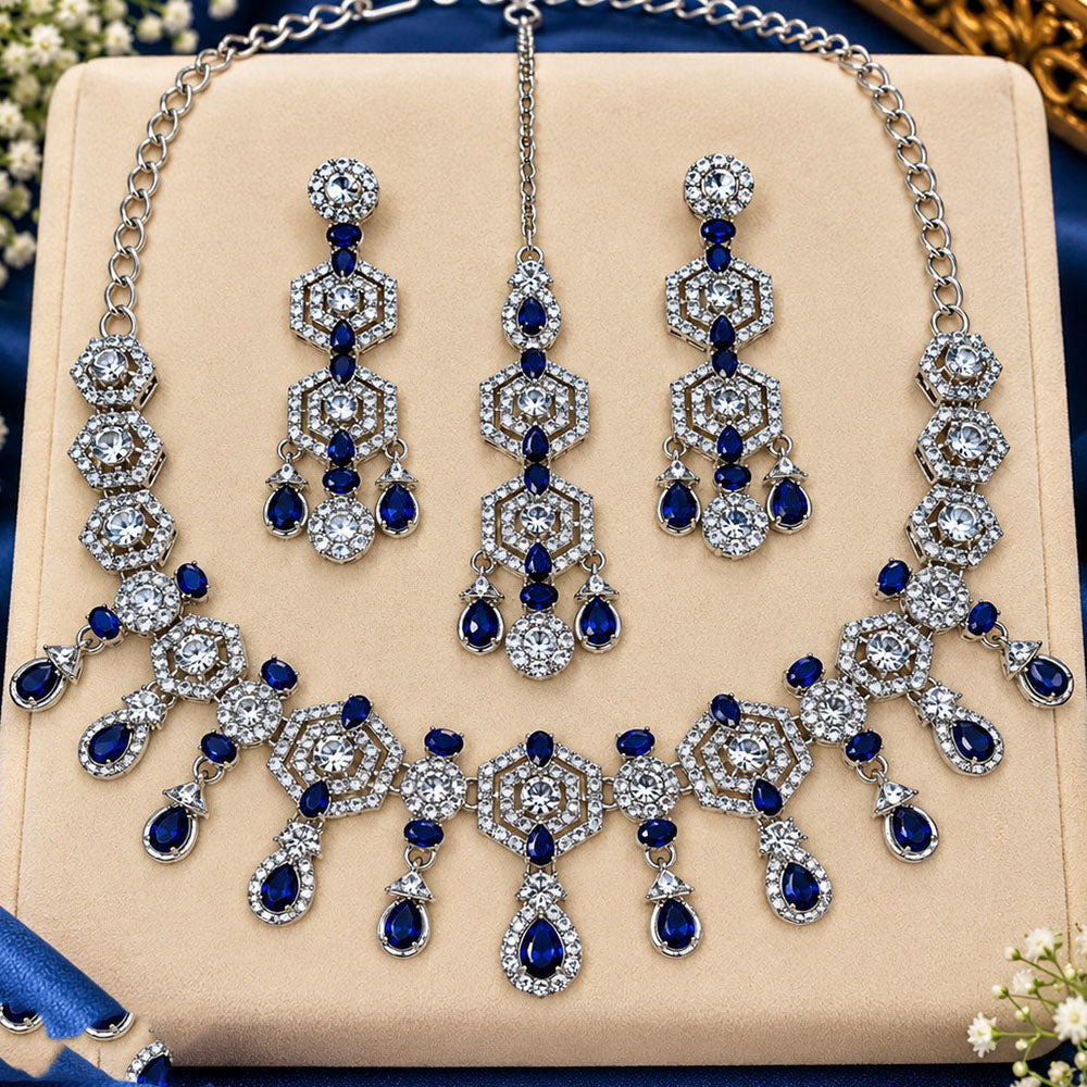 NAFJ Glamorous Crystal Stone And Austrian Stone Necklace Set