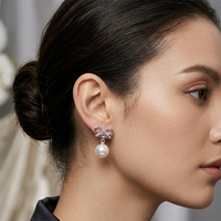 Urthn  Eye-Catching  Silver  Plated Pearl Stud Earrings(Pack of 6)