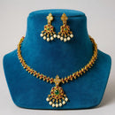 Sona Covering Classic Pota Stone And Pearl Necklace Set