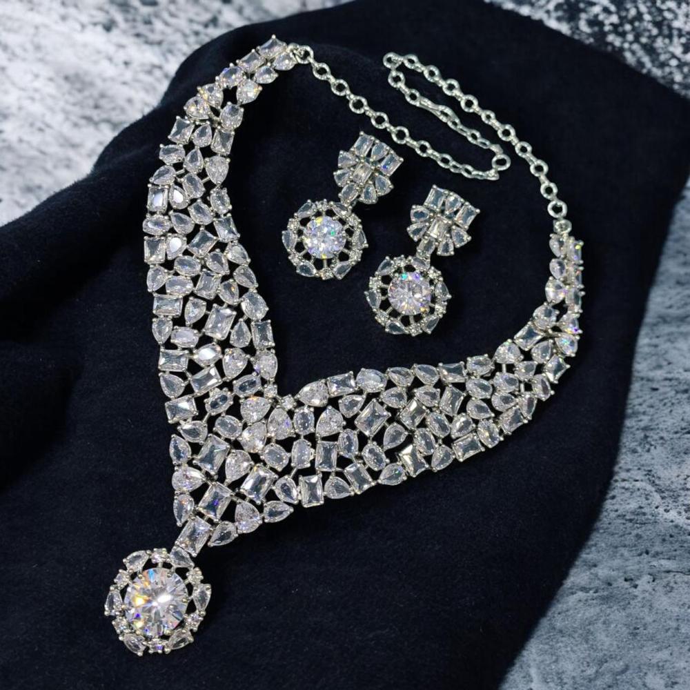Sona Covering Fashion American Diamond Party Wear Necklace Set