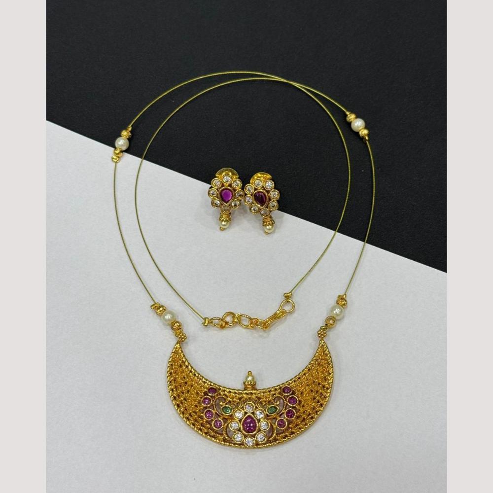 Sona Covering Premium Pota Stone And Pearl Necklace Set