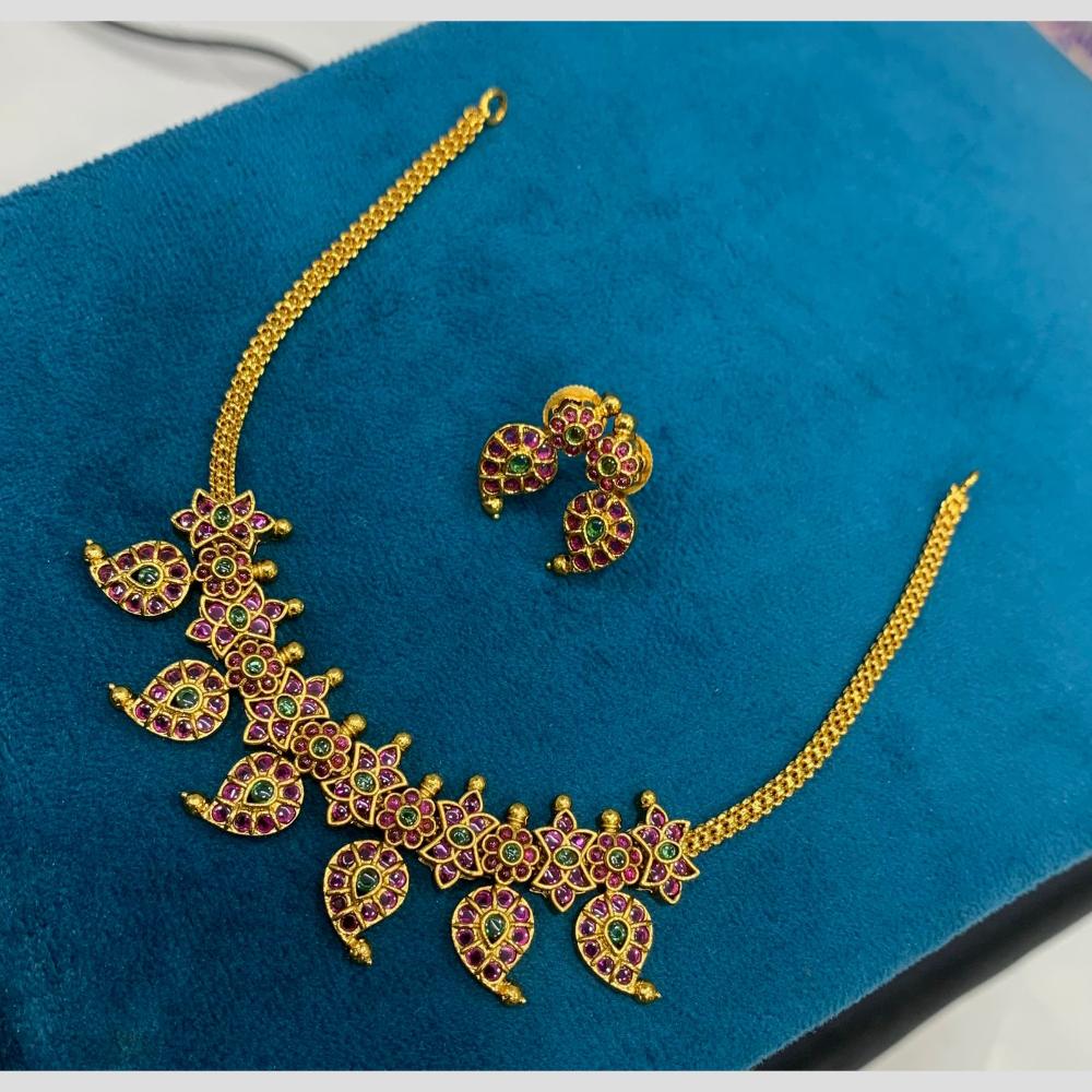 Sona Covering Delicate Pota Stone Necklace Set