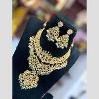 Sona Covering Delicate Pota Stone And Pearl Necklace Set