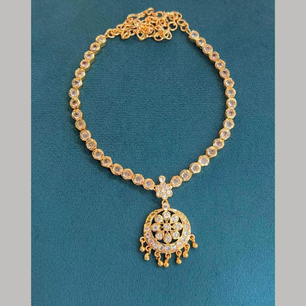 Sona Covering Elegant Pota Stone And Pearl Necklace