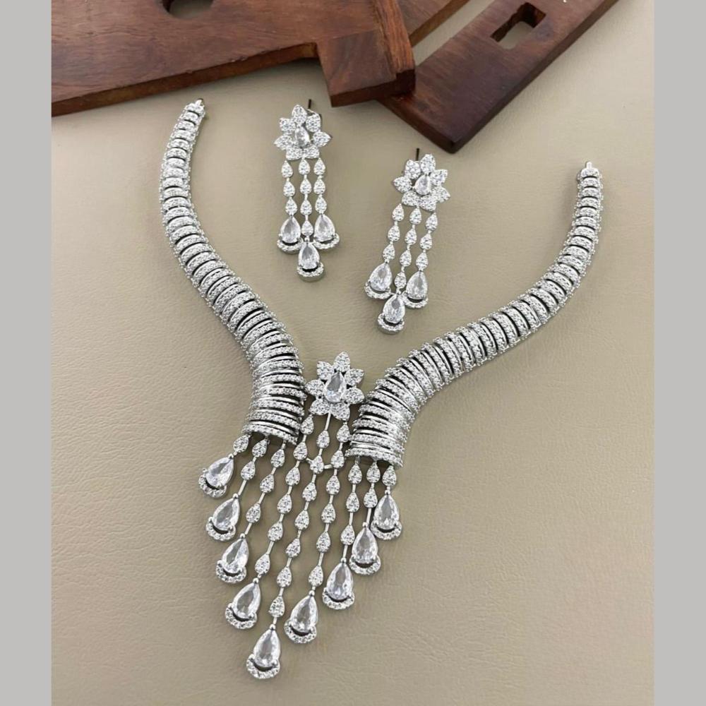 Sona Covering Glamorous Crystal Stone And Austrian Stone Necklace Set