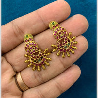 Sona Covering Royal Pota Stone And Pearl Dangler Earrings
