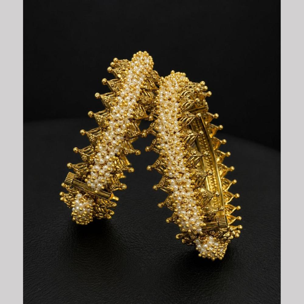 Sona Covering Premium Pearl Opneable Bangles Set