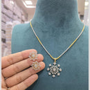 Sona Covering Delicate Austrian Stone Chain Pendant Set For Women