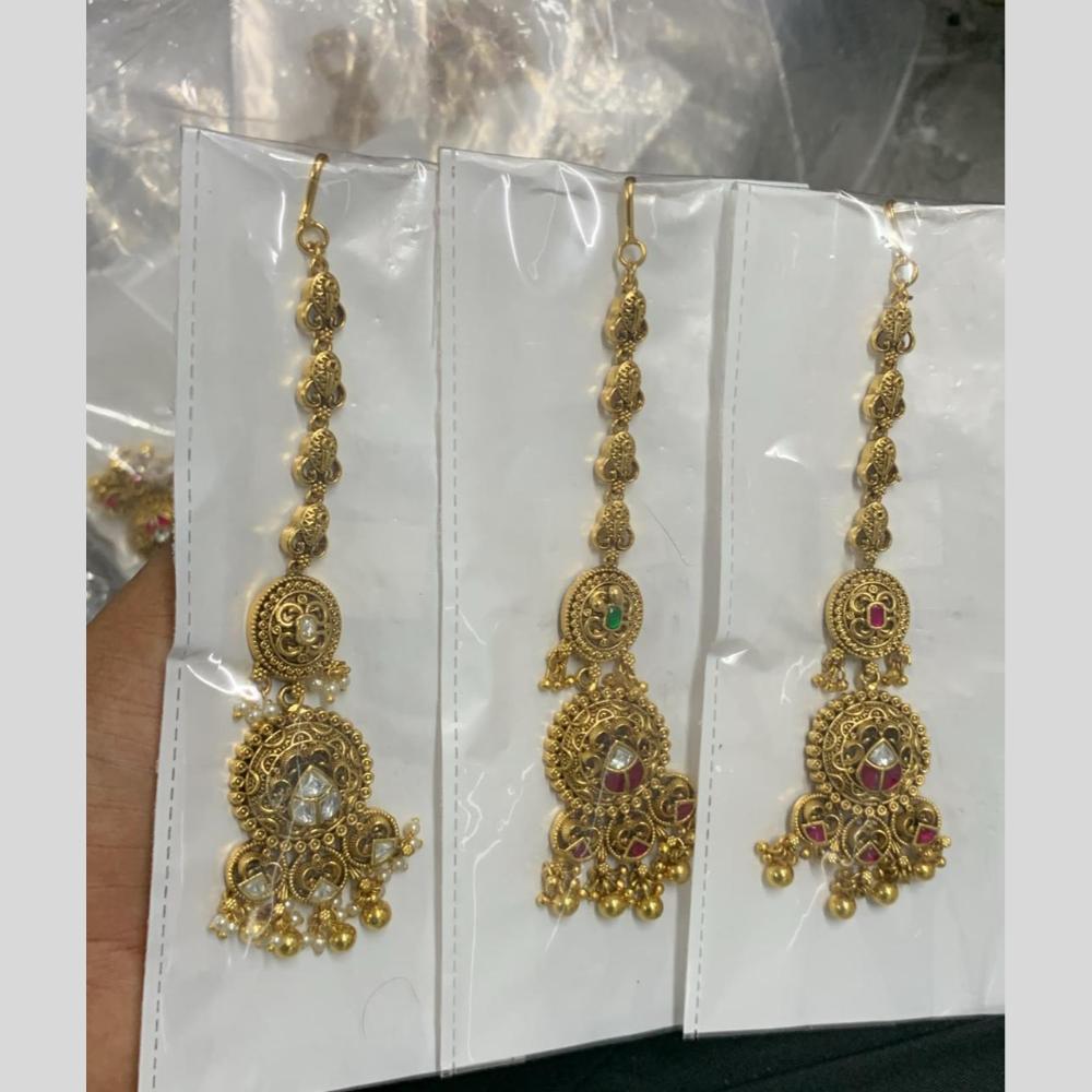 Sona Covering Designer Pota Stone And Pearl Maangtikka