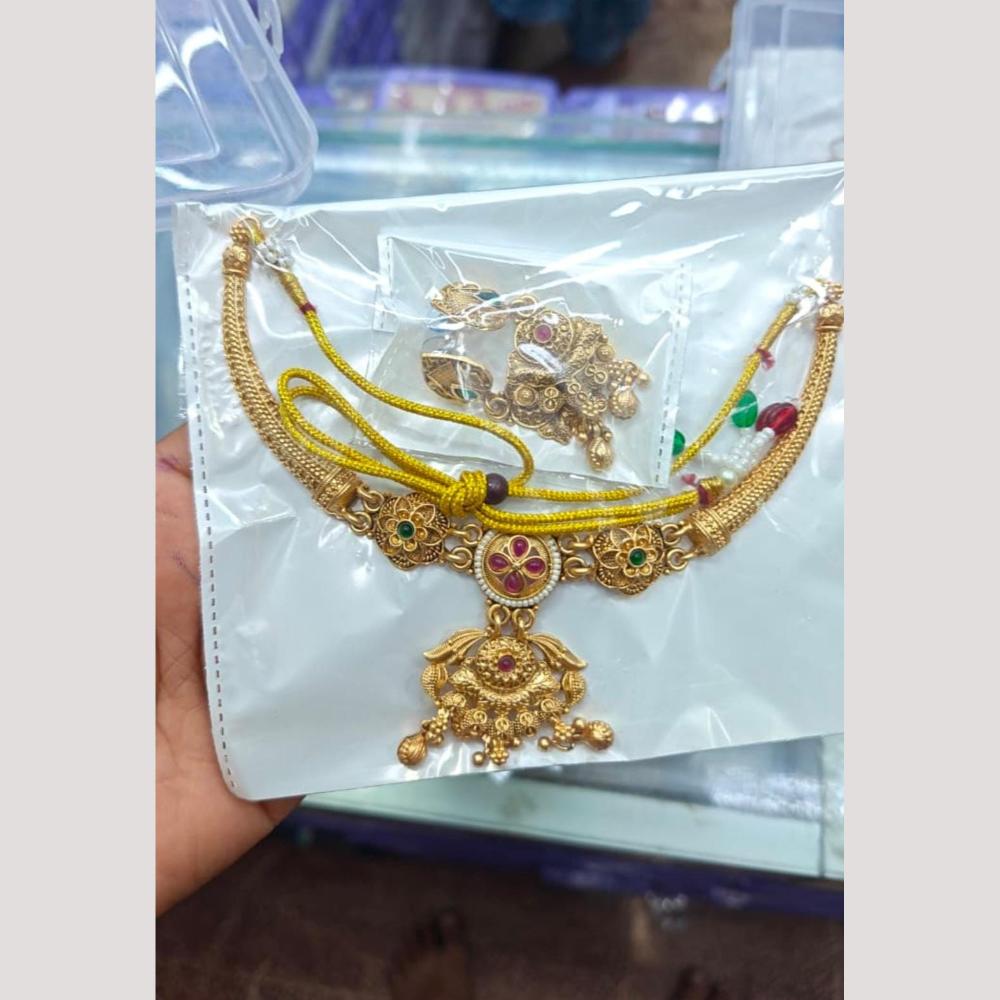 Tanish Art Jewellery Gold Plated Pota Stone Choker Necklace Set