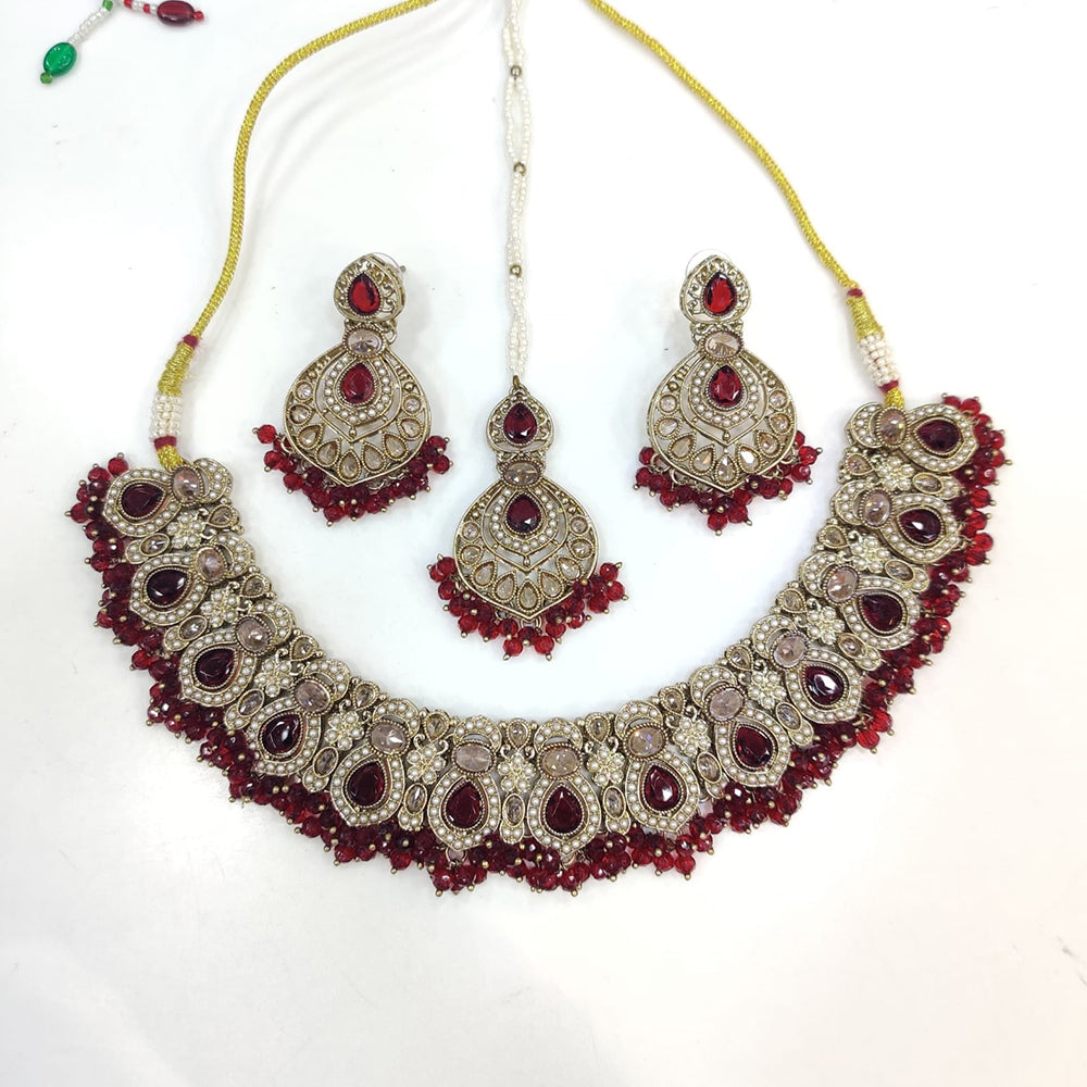 ZF Collection Glamorous Crystal Stone And Pearl Necklace Set