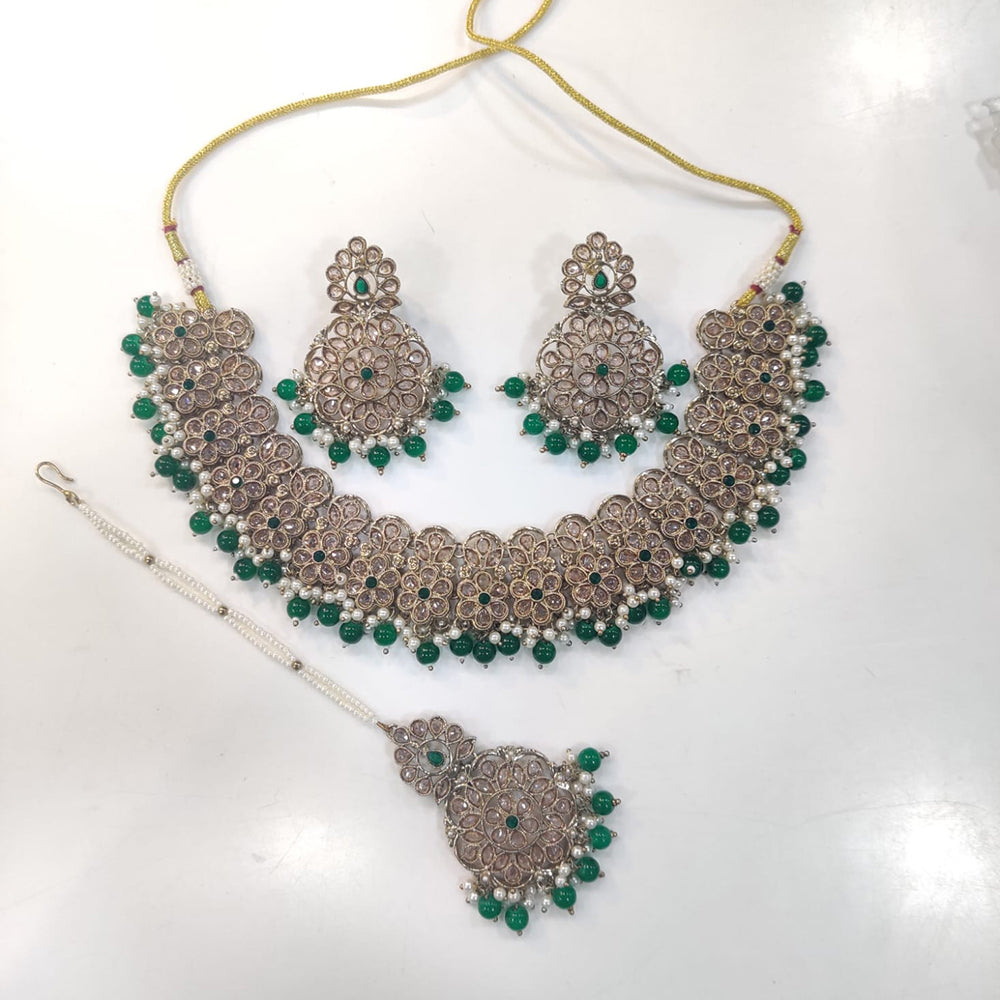 ZF Collection Glamorous Crystal Stone And Pearl Necklace Set